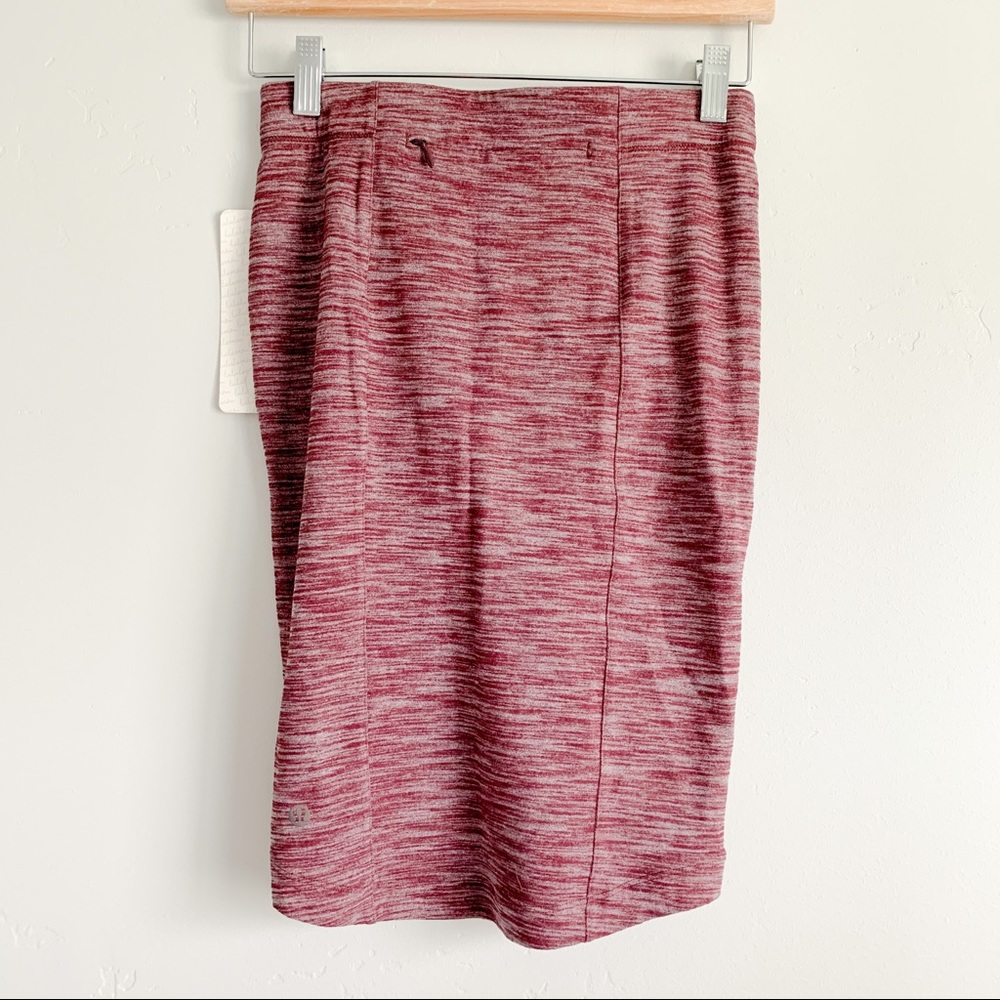 Lululemon skirt - Picture 2 of 5